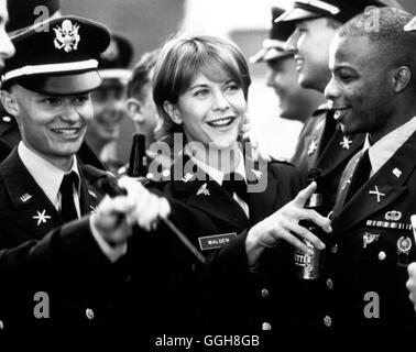 MUT ZUR WAHRHEIT / Courage Under Fire USA 1996 / Edward Zwick Szene mit MEG RYAN (Capitano Karen Walden). Regie: Edward Zwick aka. Courage Under Fire Foto Stock