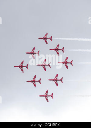 Royal Air Force, aerobatic team frecce rosse, Goodwood Festival della velocità 2014, racing, auto racing, classic car, Chichester, Sussex Foto Stock