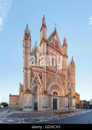 Duomo di Orvieto, cattedrale di Orvieto, gotico, Orvieto, cittadina collinare della provincia di Terni, Umbria, Italia, Europa Foto Stock