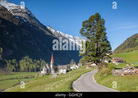 Geografia / viaggi, Italia, Alto Adige, il villaggio rein in Taufers, Reintal, Additional-Rights-Clearance-Info-Not-Available Foto Stock