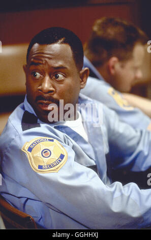 La SICUREZZA NAZIONALE / Sicurezza nazionale USA 2002 / Dennis Dugan Earl Montgomery (Martin Lawrence) Regie: Dennis Dugan aka. La sicurezza nazionale Foto Stock