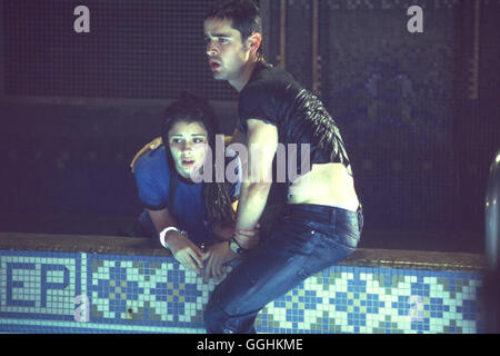 SWIMFAN / Swimfan USA 2002 / John Polson Ami (SHIRI APPLEBY), Ben (Jesse Bradford) Regie: John Polson aka. Swimfan Foto Stock