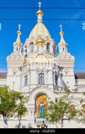 Cattedrale Pokrovsky con mosaico icone di protezione della Vergine Maria, Bolshaya Marskaya Street Sebastopoli Crimea Europa orientale Foto Stock