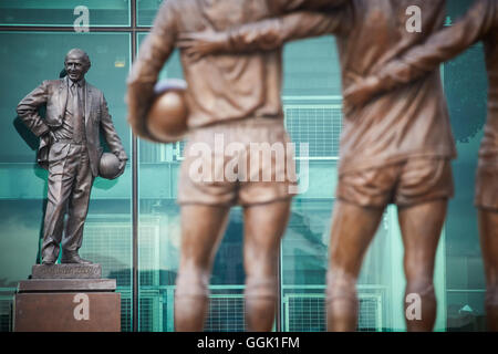 Il Manchester United Santa Trinità Matt Busby statua artista designer creativo progettato creato a mano predisposto artigianali realizzati da sculpte Foto Stock