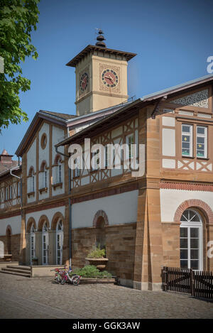 Casa Balneare, di classe operaia quartiere in stile Art Nouveau architettura, Kuchen vicino Geislingen, Svevo Alp, Baden-Wuerttemberg, Foto Stock