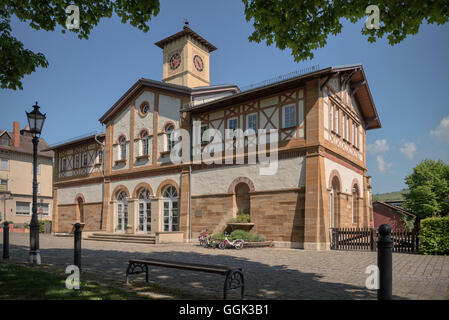 Casa balneare, di classe operaia quartiere in stile Art Nouveau architettura, Kuchen vicino a Geislingen, Svevo Alp, Baden-Wuerttemb Foto Stock