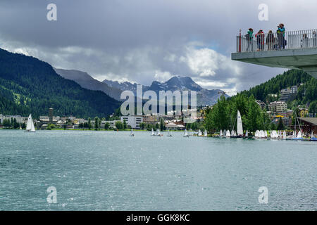 Piattaforma di Osservazione sopra il lago di San Moritz, San Moritz, alta Engadina, Kanton di dei Grigioni, Svizzera Foto Stock