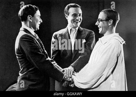 DIE DREI VON DER TANKSTELLE / Die Drei von der Tankstelle D 1930 / Wilhelm Thiele Szene mit OSKAR KARLWEISS (Kurt), Willy FRITSCH (Willy) und Heinz Rühmann (Hans). Komödie Regie: Wilhelm Thiele aka. Die Drei von der Tankstelle Foto Stock