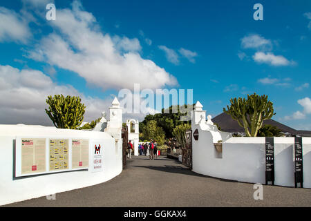 Ingresso alla Fundacion Cesar Manrique, Tahiche, Lanzarote, Isole Canarie, Spagna Foto Stock