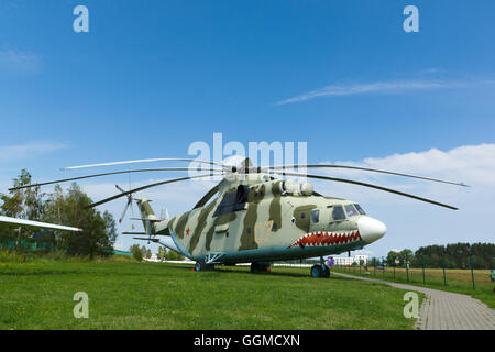 Minsk, Bielorussia - Luglio 17, 2016: aviazione il museo della tecnologia all'aria aperta nella città di Minsk. Foto Stock