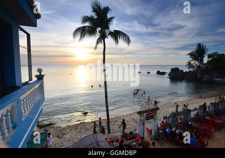 Presso la spiaggia di Duong Dong al tramonto sull'isola di Phu Quoc, Vietnam Asia Foto Stock