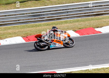 Brands Hatch, UK, 6 agosto 2016. Charlie Nesbitt vincente di turno 7 del 2016 le prestazioni di HEL Motostar campionato, una delle gare di supporto al round 7 del 2016 Campionato BSB . Rick diacono / Alamy Live News Foto Stock