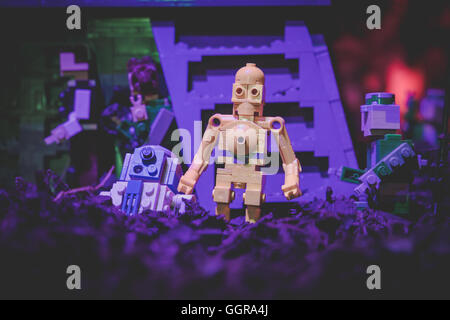 Star wars c3p e r2d2 in Lego Legoland Windsor in Inghilterra Foto Stock