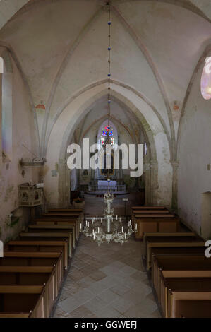 Karja chiesa medievale chiesa luterana situato nel villaggio Linnaka Su Saaremaa island, Estonia. Foto Stock