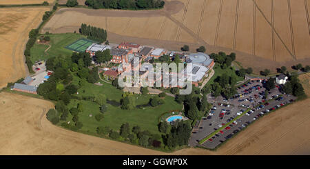 Vista aerea del Ragdale Hall Health Hydro e di un centro termale vicino a Melton Mowbray, Leicestershire, Regno Unito Foto Stock