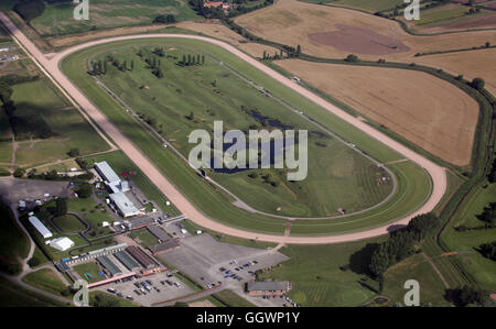 Vista aerea di Southwell Racecourse, a corse di cavalli purosangue sede vicino a Newark-on-Trent, Nottinghamshire, Regno Unito Foto Stock