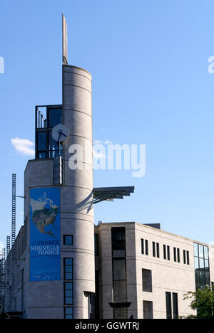 L'edificio Eperon, Montreal Museo di Archeologia e Storia a Pointe-a-Calliere, Porto della Vecchia Montreal, Quebec, Canada Foto Stock