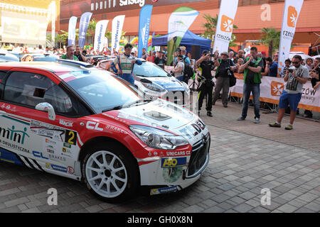 Rzeszow, Polonia. 04 Agosto, 2016. FIA European Rally Championship evento in Rzeszów in Polonia, le automobili e i team presentazione Foto Stock