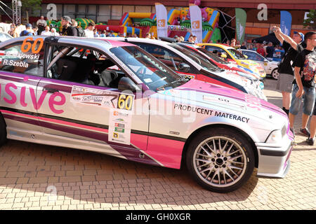 Rzeszow, Polonia 4° agosto 2016. FIA European Rally Championship evento in Rzeszów,macchine e i team presentazione al Millenium Hall Foto Stock