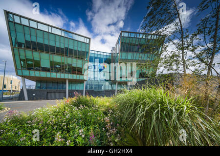 BT operations center al n. 1 Harton Quay, South Shields, Tyneside. Architettura inusuale, call center di grandi dimensioni datore di lavoro. Foto Stock