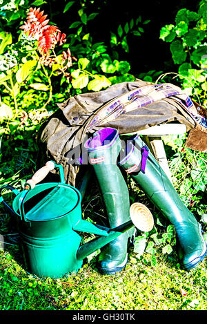 Abbigliamento tipico per il giardinaggio, stile inglese Foto Stock