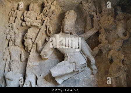 Geografia / viaggi, India, immagine di Shiva ballando (Nataraja) nella grotta principale del tempio di Shiva dell'isola Elephanta, dal 1987 patrimonio mondiale dell'UNESCO, a Mumbai, Maharastra, Asia Additional-Rights-Clearance-Info-Not-Available Foto Stock