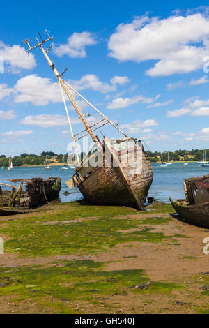 Bellezza in decadendo barche sul fango appartamenti river orwell suffolk Foto Stock