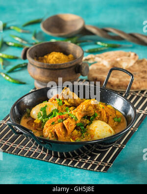 Kuku paka. East African coconut chicken curry Foto Stock
