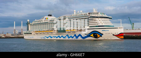 La nave di crociera, Porto, Le Havre, Normandia, Francia Foto Stock