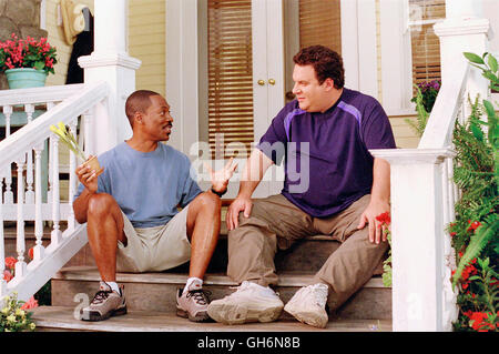 DER KINDERGARTEN DADDY / Daddy Day Care USA 2003 / Steve Carr Charlie Hinton (Eddie Murphy), Phil (JEFF GARLIN) Regie: Steve Carr aka. Il Daddy Day Care Foto Stock