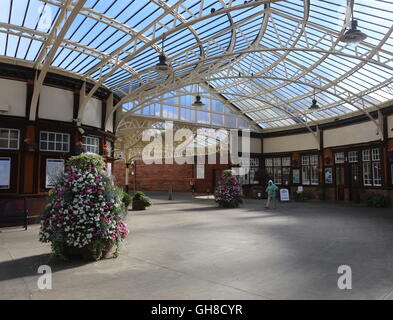 Interno di wemyss bay stazione ferroviaria scozia agosto 2016 Foto Stock