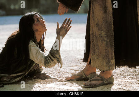 DIE PASSIONE CHRISTI / La Passione di Cristo ITA/USA 2003 / Mel Gibson Maria Magdalena (Monica Bellucci), Gesù (Jim Caviezel) Regie: Mel Gibson aka. La Passione di Cristo Foto Stock