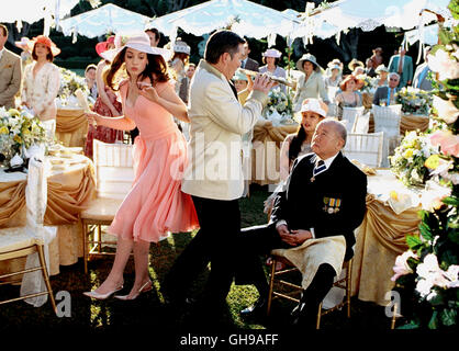 Principessa DIARIES 2: L'impegno reale USA 2004 / Garry Marshall Szene mit Anne Hathaway (Mia Thermopolis) Regie: Garry Marshall aka. Principessa Diaries 2: l'impegno reale Foto Stock