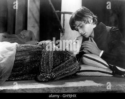 ROMEO UND JULIA Romeo e Giulietta GB/Italien 1968 Franco Zeffirelli OLIVIA HUSSEY (Julia) und LEONARD merlano (Romeo) Film, Fernsehen, dramma, Liebesfilm, Literaturverfilmung, 60er, Paar Regie: Franco Zeffirelli aka. Romeo e Giulietta Foto Stock