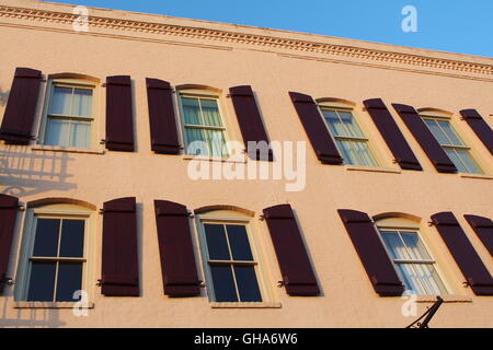 Il centro di Savannah in Georgia, facciate coloniale Foto Stock