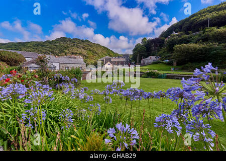 Boscastle è un villaggio ed un porto di pesca sulla costa nord della Cornovaglia, England, Regno Unito Foto Stock