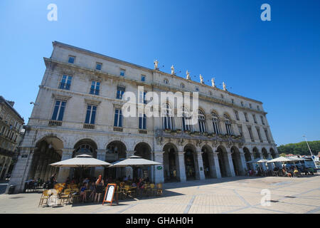 BAYONNE, Francia - luglio , 2016: Municipio di Bayonne, una città nella regione Aquitania del sud-ovest della Francia. Foto Stock