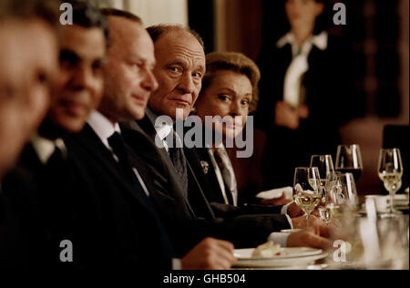 BARFUSS Deutschland 2005 Til Schweiger scheggiature Eltern (MICHAEL MENDL, Nadja Tiller) zweifeln un ihrem Sohn. Regie: Til Schweiger Foto Stock