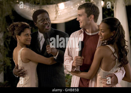 Indovina chi - MEINE TOCHTER KRIEGST DU NICHT indovinare chi USA 2004 Kevin Rodney Sullivan Sig.ra und il Sig. Jones (JUDITH SCOTT, BERNIE MAC) und Simon (Ashton Kutcher) mit Theresa (Zoe Saldana) Komödie Regie: Kevin Rodney Sullivan aka. Indovina Chi Foto Stock