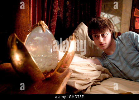 HARRY POTTER UND DER FEUERKELCH Harry Potter e il calice di fuoco USA 2005 Mike Newell Harry Potter (Daniel Radcliffe) Regie: Mike Newell aka. Harry Potter e il calice di fuoco Foto Stock