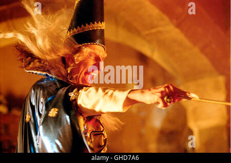 DER RÄUBER HOTZENPLOTZ D 2006 Gernot Roll Zauberer Zwackelmann (RUFUS BECK) Regie: Gernot Roll Foto Stock