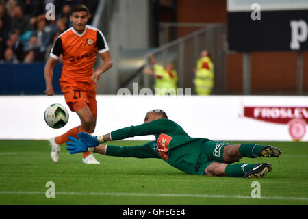 HADERSLEV, DENAMRK - Agosto 4, 2016: Terzo Round eliminazione a European League match SonderjyskE - KGHM Zaglebie Lubin 1:1. Foto Stock