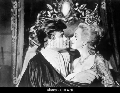 TOM JONES UK 1963 Tony Richardson ALBERT FINNEY (Tom Jones) e Joan GREENWOOD (Lady Bellaston) Regie: Tony Richardson Foto Stock