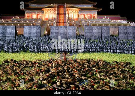 Der Fluch der goldenen Blume / Der Palast Regie: Zhang Yimou aka. La maledizione del fiore d'Oro / Man cheng jin dai Huang jin jia Foto Stock