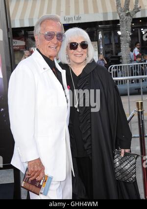 Los Angeles, CA, Stati Uniti d'America. Xiii Sep, 2016. All'arrivo di Hillsong - Lasciate che la speranza luogo Premiere, Regency Westwood Village Theatre di Los Angeles, CA, 13 settembre 2016. Credito: Dee Cercone/Everett raccolta/Alamy Live News Foto Stock