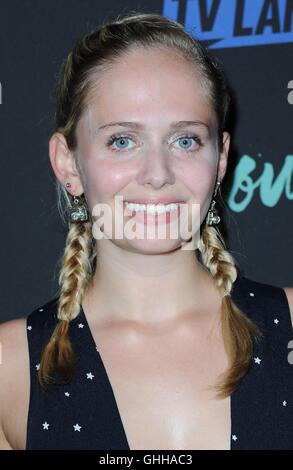 New York, NY, STATI UNITI D'AMERICA. Il 27 settembre, 2016. Tessa Albertson presso gli arrivi di TV Land è più giovane IMPASTOR Premiere Party, Vandalo, New York, NY Settembre 27, 2016. © Kristin Callahan/Everett raccolta/Alamy Live News Foto Stock