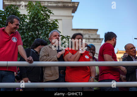 Campinas, Sao Paulo, Brasile. 28 Sep, 2016. Ex presidente brasiliano Luiz Inacio Lula da Silva parla di una campagna elettorale evento o il Partito dei lavoratori (PT). Recentemente Lula è stato caricato per la corruzione dei pubblici ministeri in operazione di autolavaggio. Credito: Gábor Basch/Alamy Live News Foto Stock