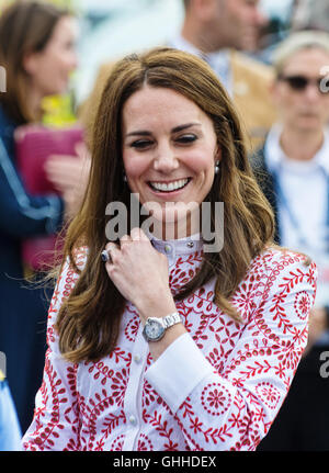 Toronto, ON, Canada. Xxv Sep, 2016. 25 Settembre 2016 - Vancouver, British Columbia, Canada - Princess Kate, duchessa di Cambridge e del principe Guglielmo duca di Cambridge visitare British Columbia durante il loro tour del re del Canada in 2016. Photo credit: Brent Perniac/AdMedia © Brent Perniac/AdMedia/ZUMA filo/Alamy Live News Foto Stock