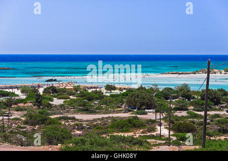 Elafonisi è come il paradiso sulla terra, spiaggia meravigliosa con corallo rosa sabbia e acque limpide, isola di Creta, Grecia Foto Stock