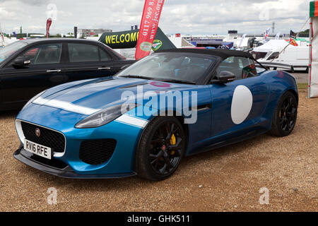 Una Jaguar F-tipo progetto 7 concept car sul display presso gli appassionati di Jaguar Club area a Silverstone Classic 2016. Foto Stock